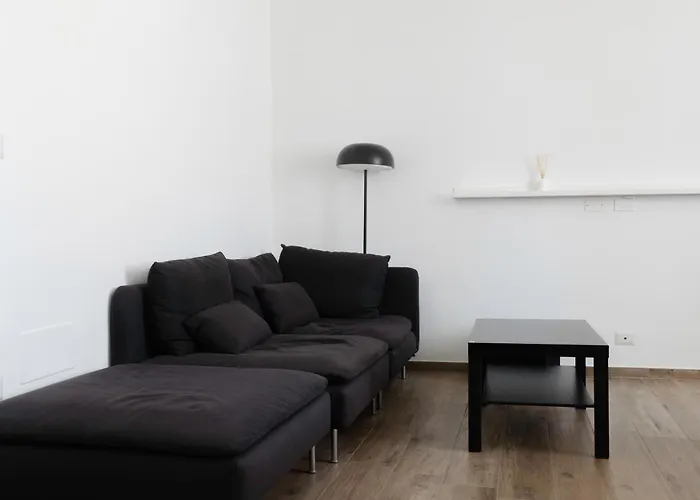 Sunrise Waterfront - Central Apartment With Sea View Balcony - Molfetta
